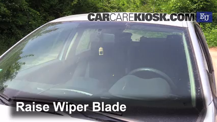 2003 Renault Megane Authentique 1.5L 4 Cyl. Turbo Diesel Windshield Wiper Blade (Front) Replace Wiper Blades